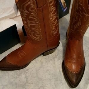 NEW RARE Tony Lama Leather Custom Cowgirl Boots Chic Western Cognac Stitched